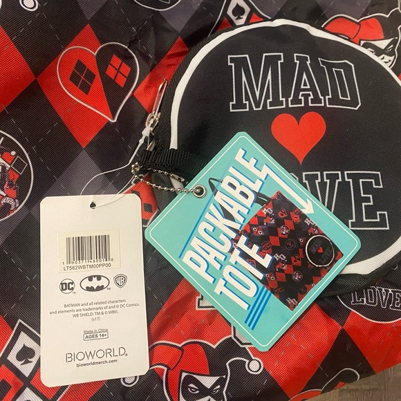 DC Comics Harley Quinn Packable Tote. New with Tags - Picture 4 of 5